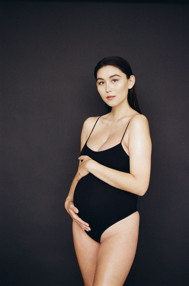Naomi, focení MOTHERMUSES na kinofilm – fotografie 2